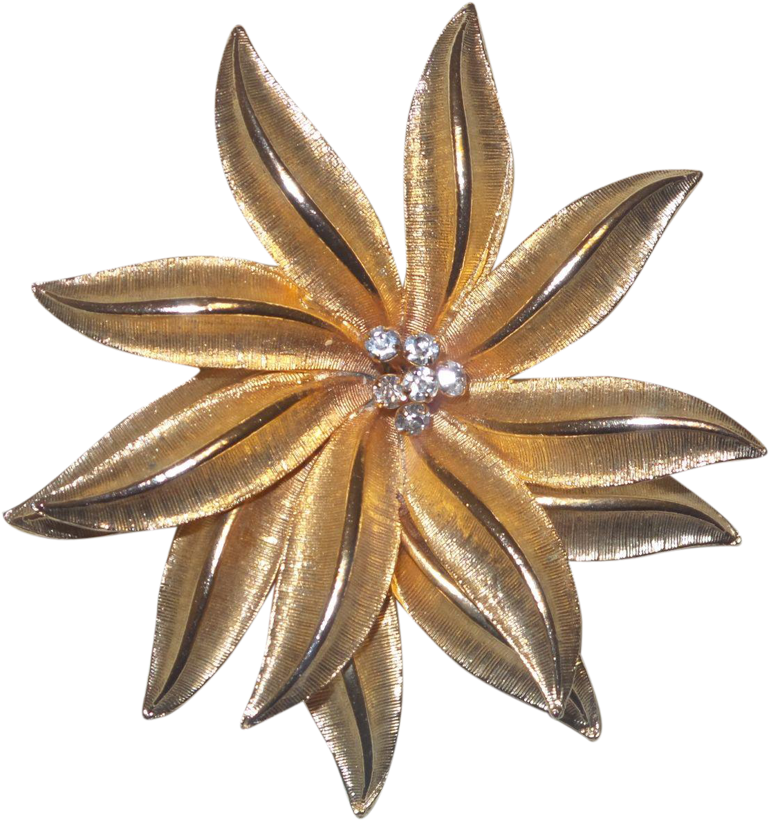 Unsigned Gerry's Christmas Gold Tone Poinsettia Brooch Clipart (1184x1184), Png Download