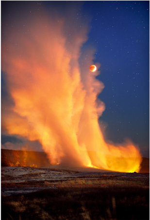 See An Other-worldly Photo Of The Super Blood Moon - Flame Clipart (720x450), Png Download