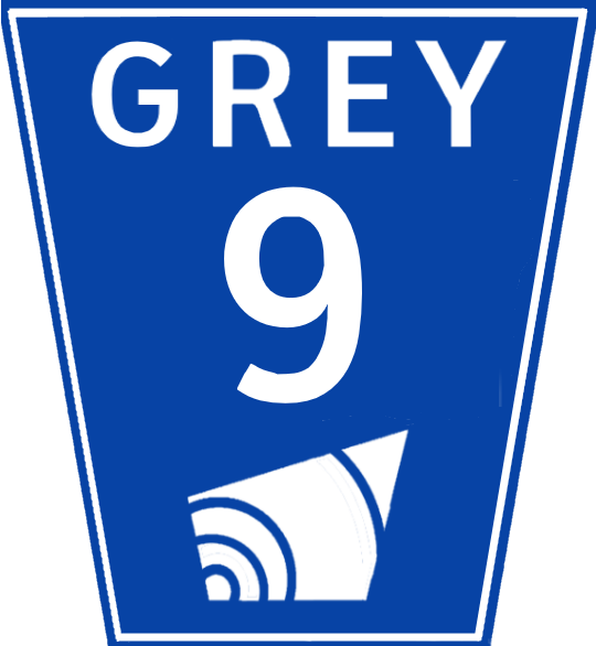 Grey Road 9 Sign - Parallel Clipart (540x586), Png Download