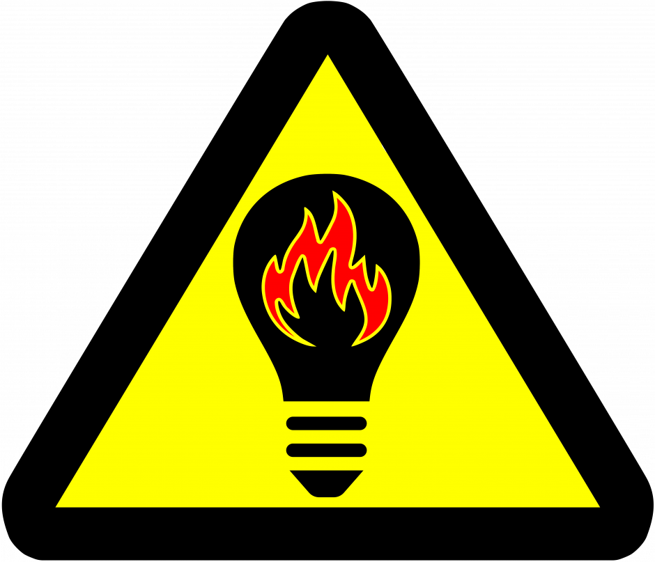 Logo Master Triangle Clean Yellow - Pictogramme Risque De Coupure Clipart (940x807), Png Download