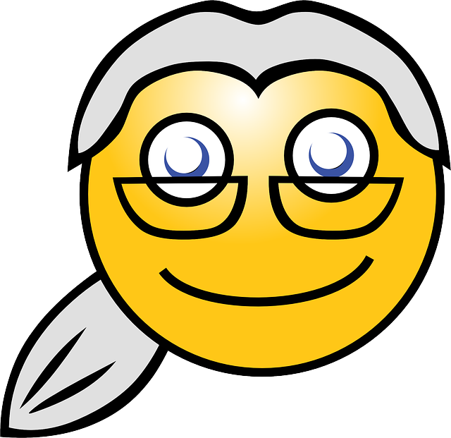 People, Female, Face, Law, Cartoon, Smilies, Smiley - Smiley Face Old Woman Clipart (640x621), Png Download