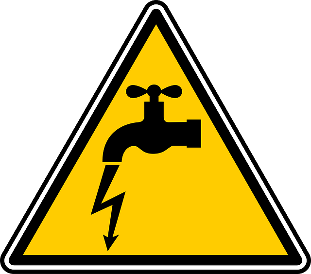 Danger, Electric, Faucet, Electricity, Voltage - Manhole Sign Clipart (640x564), Png Download