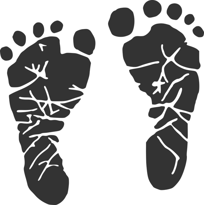 Baby Footprints Png Clipart (717x720), Png Download