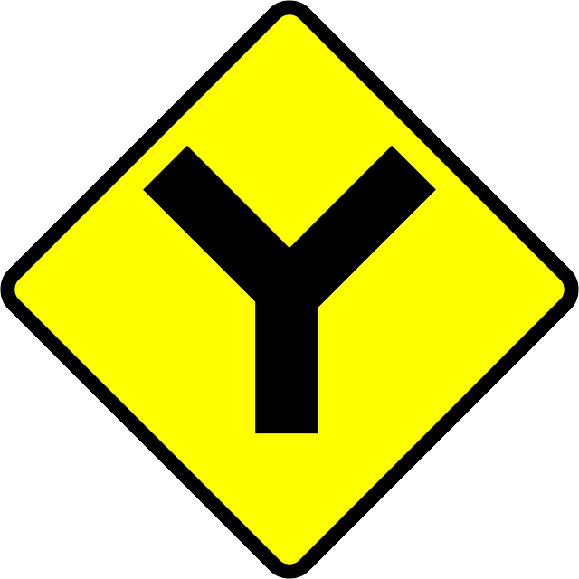 Free Vector Y Road Clip Art - Y Junction Road Sign - Png Download (600x600), Png Download